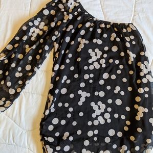 One sleeve poka dot blouse
